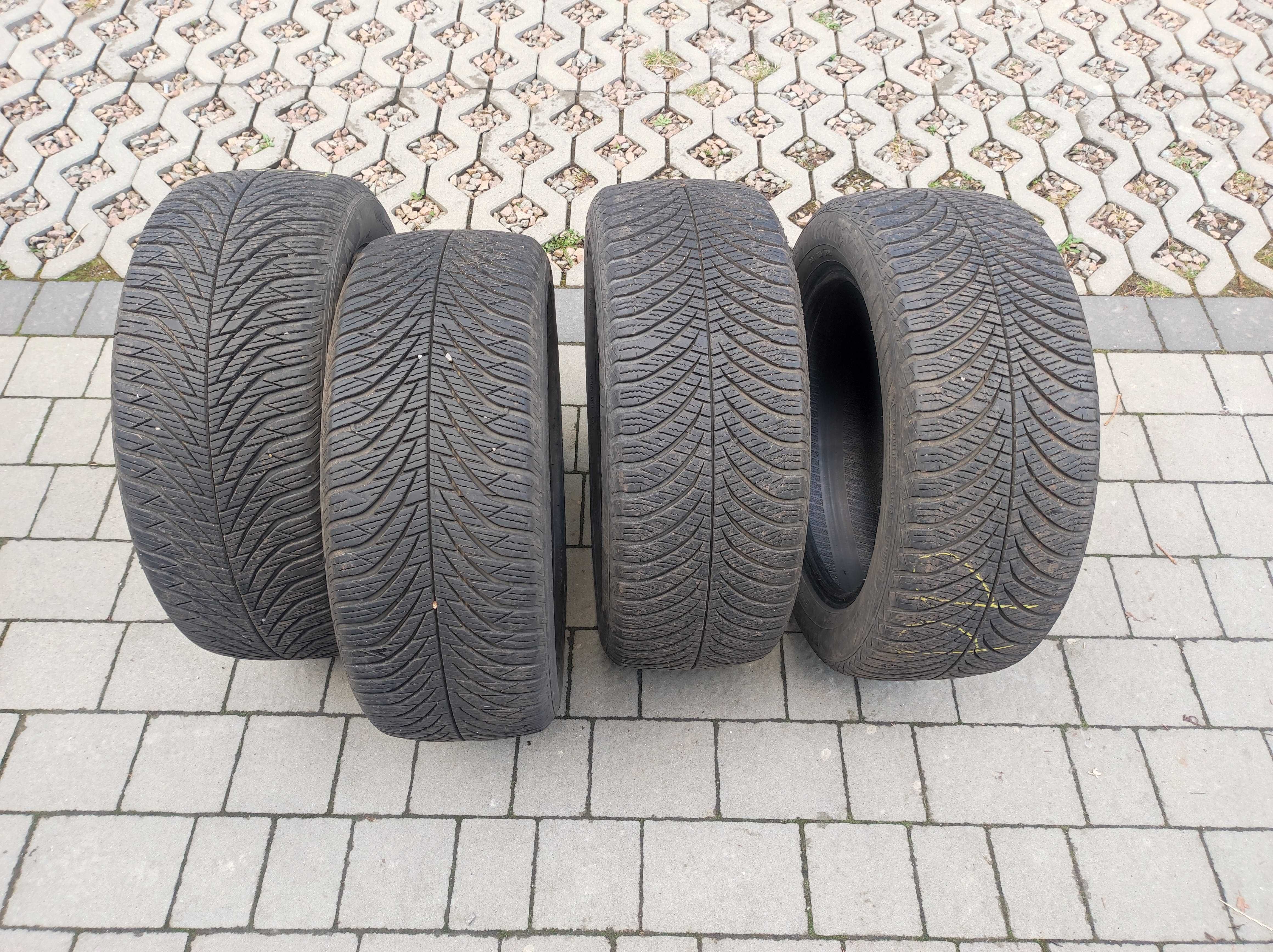 Komplet! Opony całoroczne 205/55 r16 Fulda, uniroyal