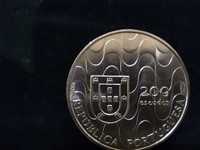 Moedas comemorativas de 200$ (Escudos).
Para selecionar as moe