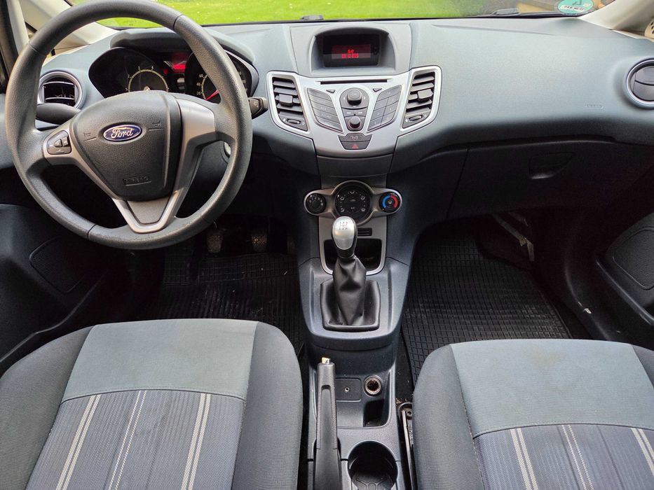Ford Fiesta mk7 benzyna