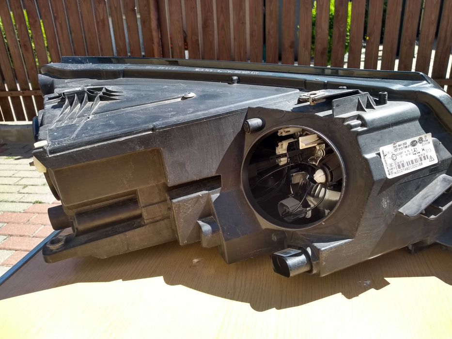 Lampa przód VW tiguan