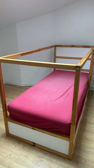 Cama individual + Colchão