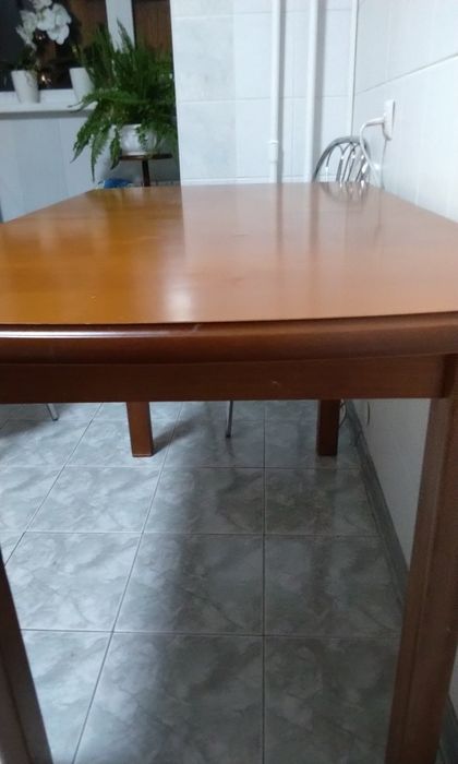 Стіл дерев'яний кухонний розкладний
