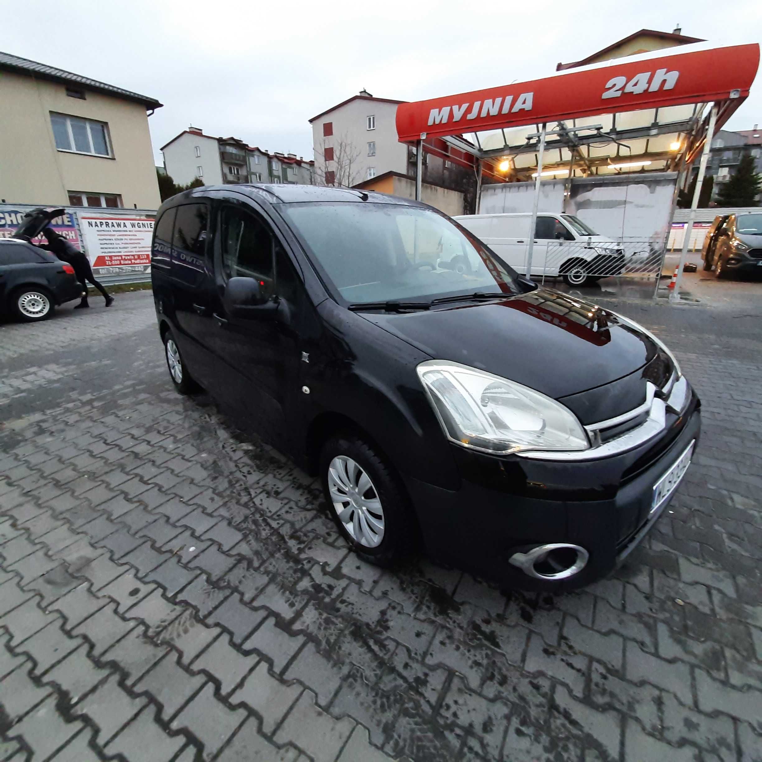 Berlingo  ,   1.6 HDI  ,multispace,  2014r , po lift