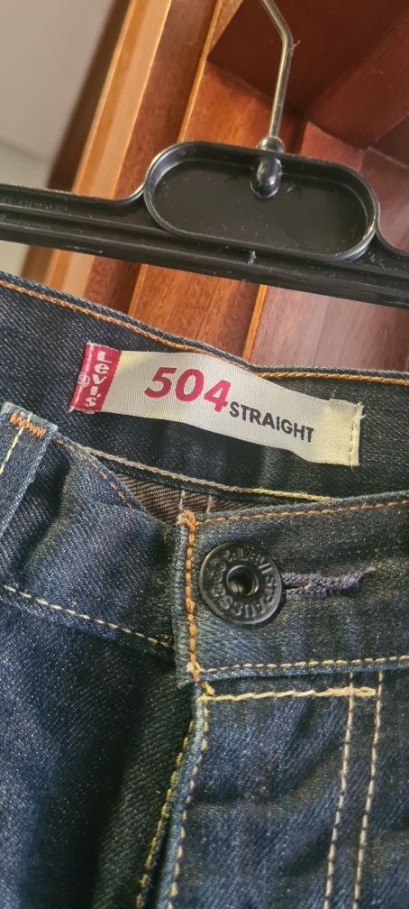 Calças levis homem