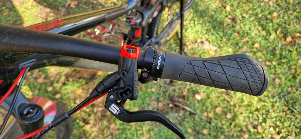 Giant Reign 2 GE Enduro - rozmiar ramy "L"