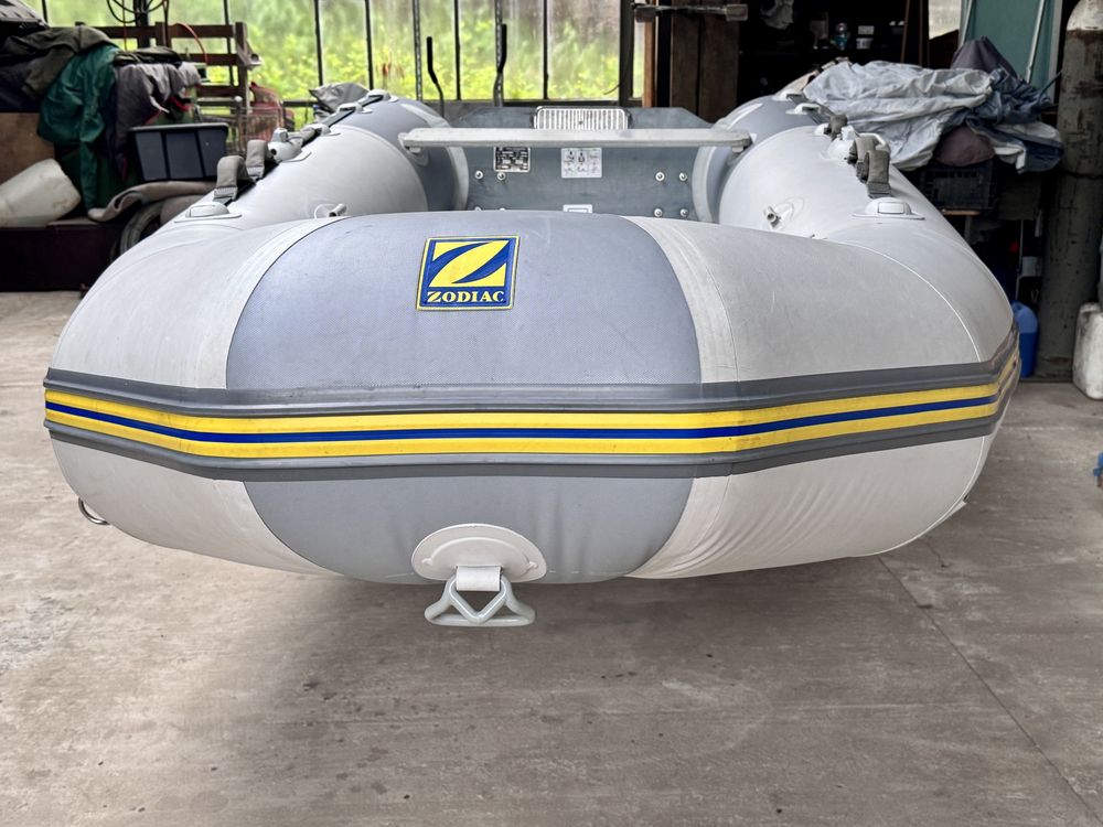 Ponton Zodiac-cfr340 w bardzo dobrym stanie