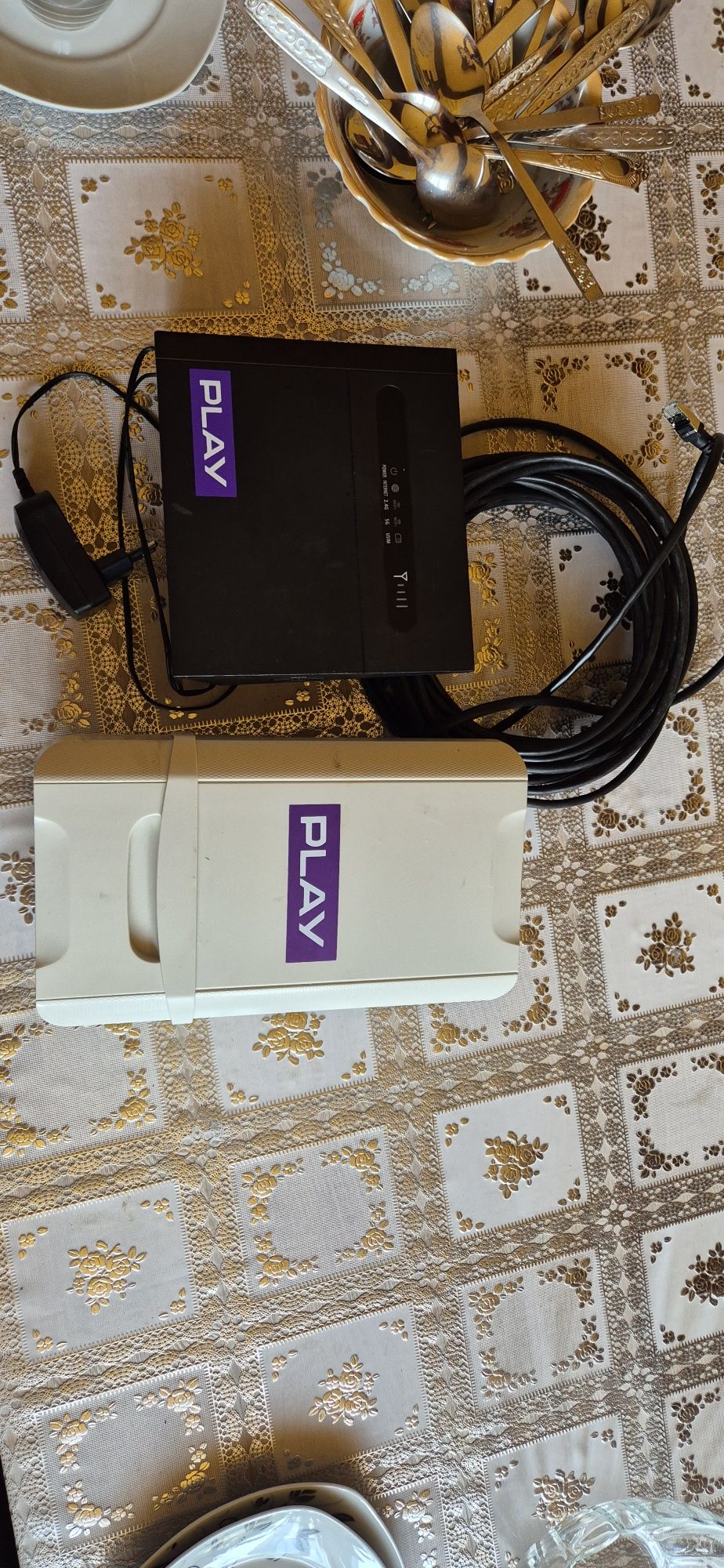 Router z anetną ZTE WF830 SIM 4G LTE 300Mb/s WI-FI
