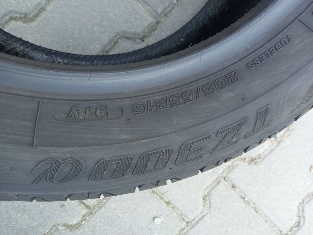 2x Opony Używane 205/55R16 Letnie Firestone
