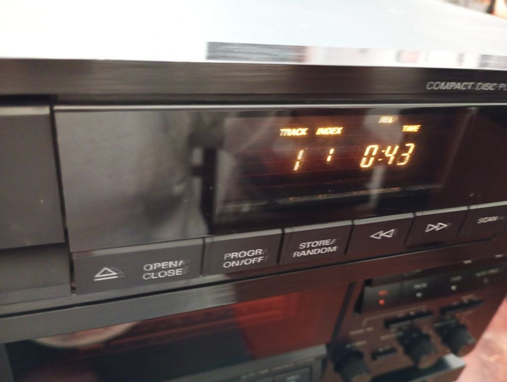 Grundig CD 303 leitor de CD