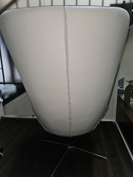 Cadeirão giratório king size confortável