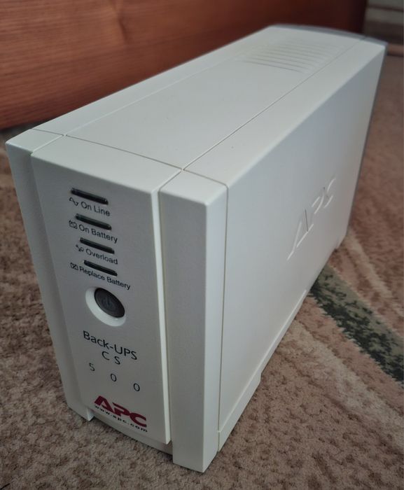 Продам безперебійник APC 500