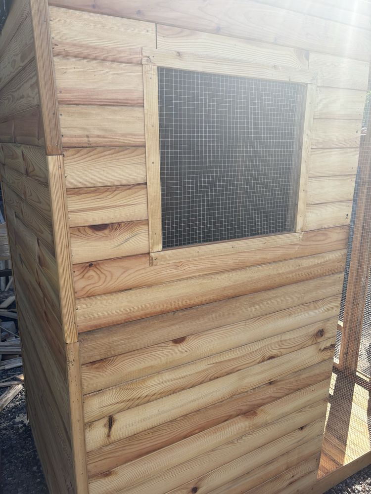 Gołębnik / Klatka dla ptaków – solidna konstrukcja drewniana 2x2x1,2 m