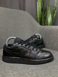 Оригінальні шкіряні кросівки nike  air jordan 1 low