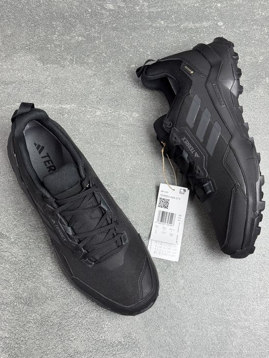 Чорні трекінгові термо кросівки Adidas Terrex AX4 Gore tex HP7395