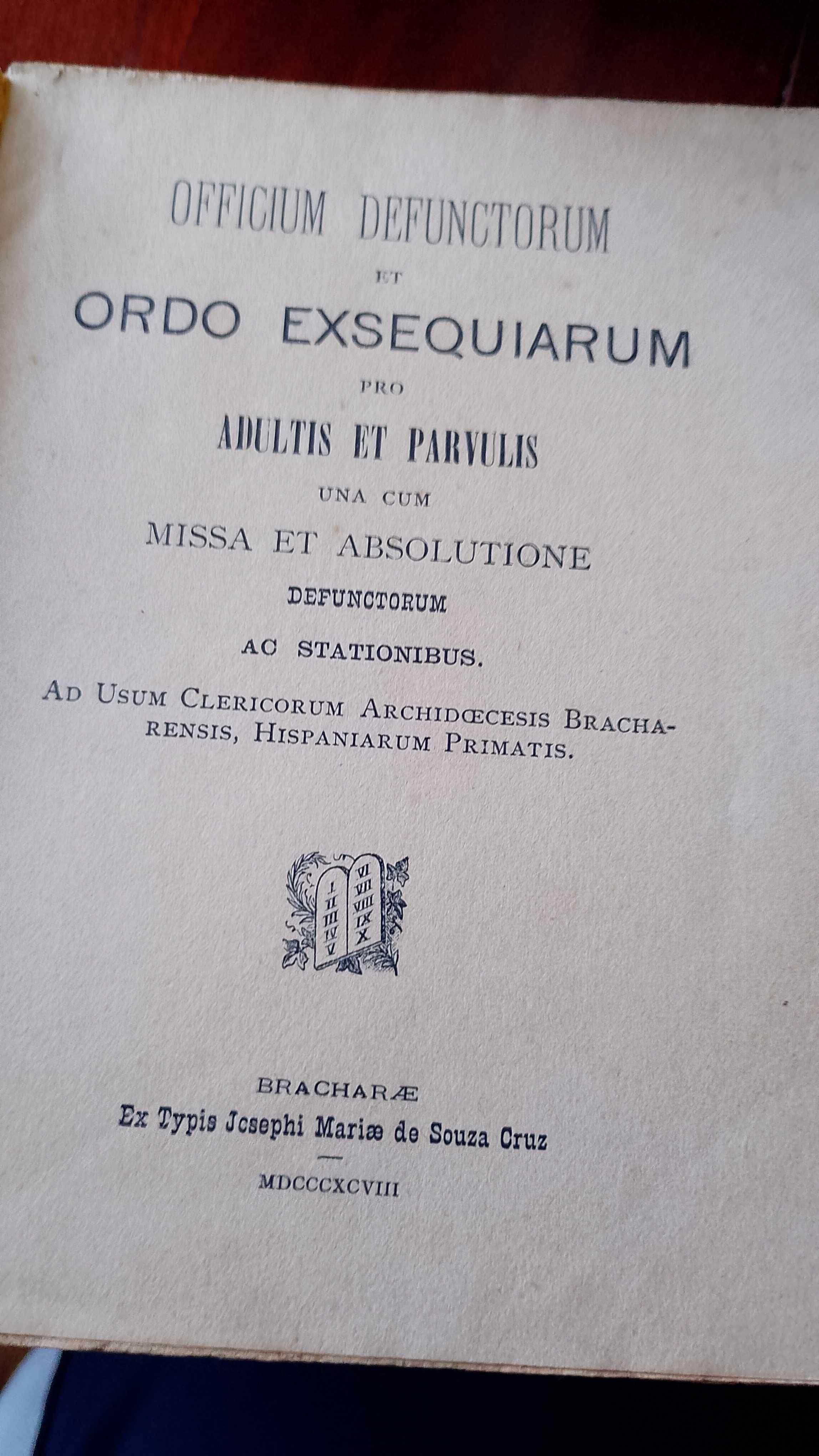 Livro Oficial dos Mortos e Ordem Funeral 1898 Latim