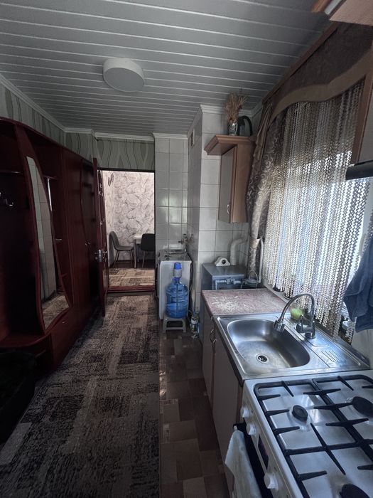 Продаж квартири з гаражем та літньою кухнею