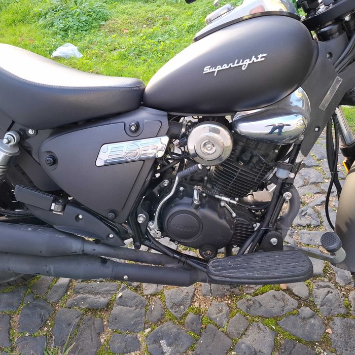 Moto Keeway Superlight 125cc 2024