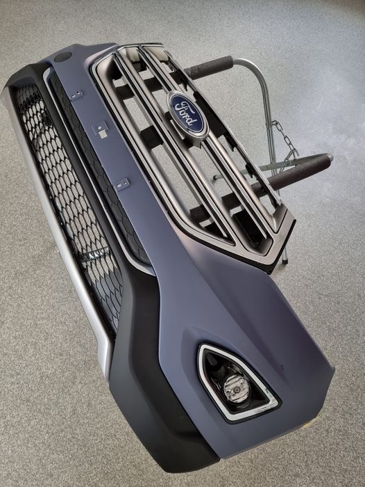 Бампер на Ford Edge 2015-2018  в наявності