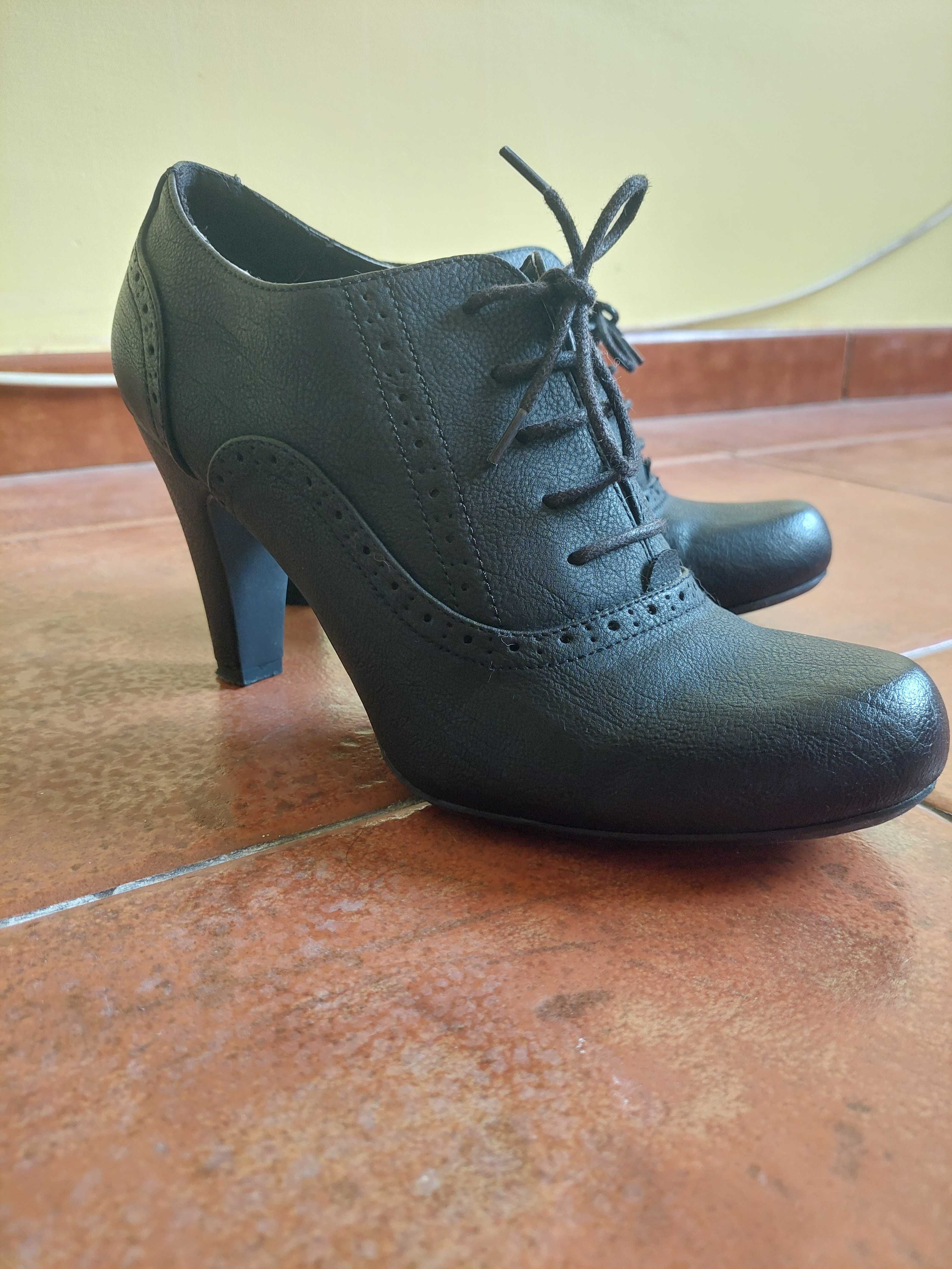 Botas Semi-Novas