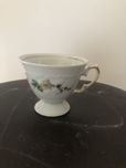 Filiżanki do kawy ze spodkami dla 15 os, porcelana, Wałbrzych