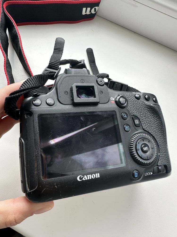 Фотоапарат Canon 6D body