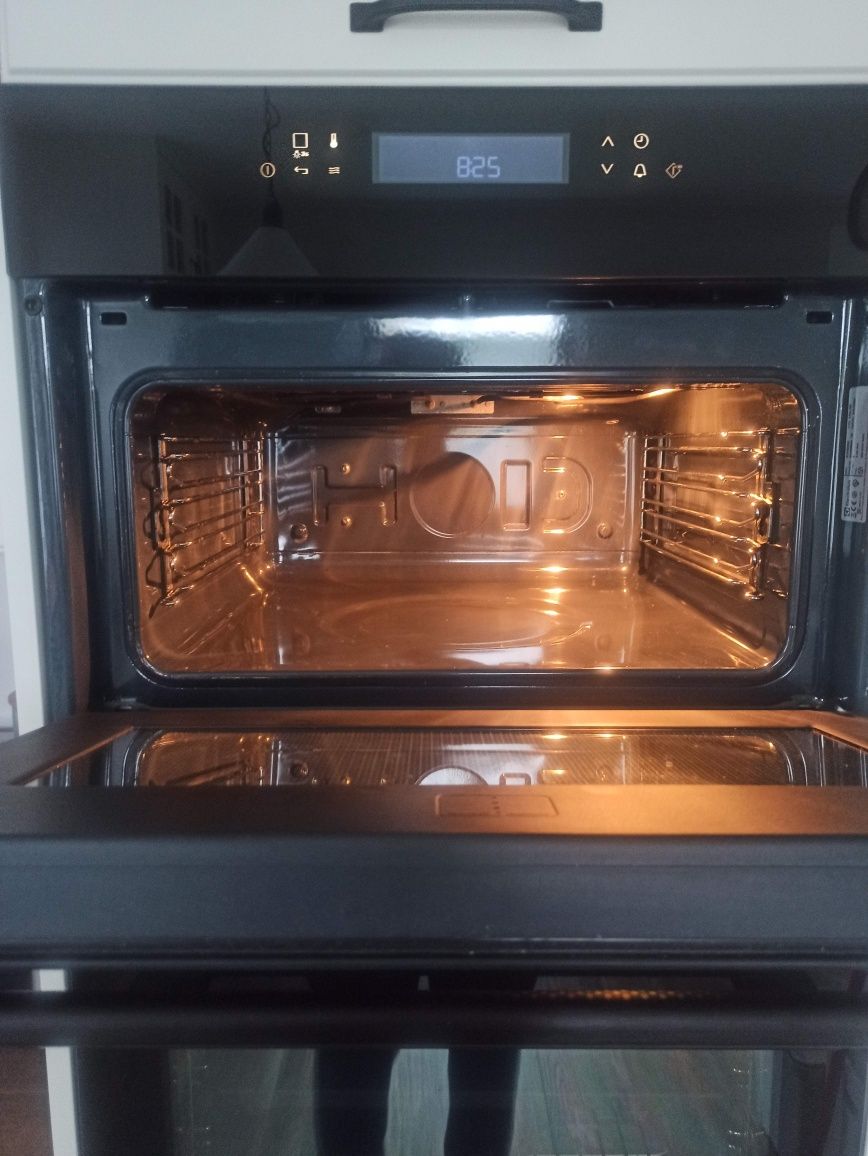 Kuchenka mikrofalowa do zabudowy Electrolux