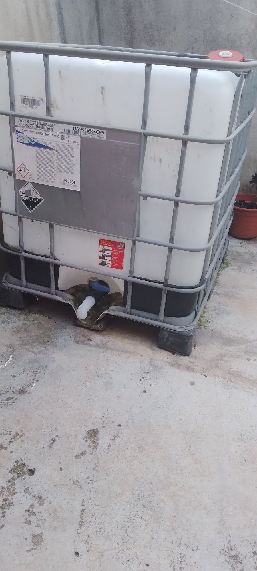 Bidao com capacidade 1000 litros