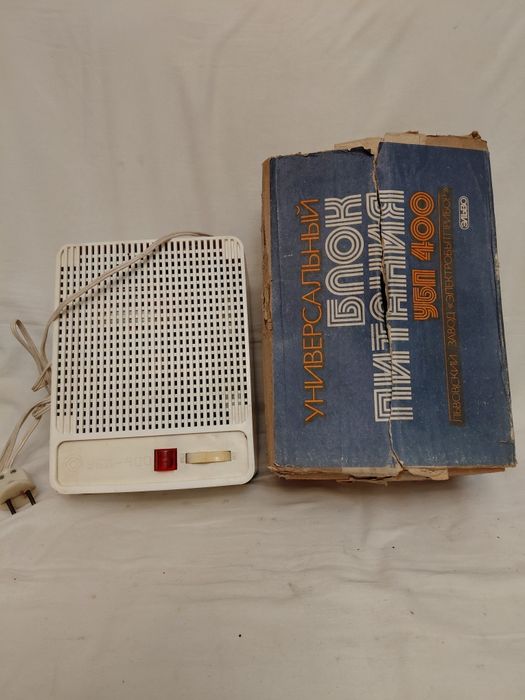 Універсальний блок живлення УБП-400, новий в коробці.