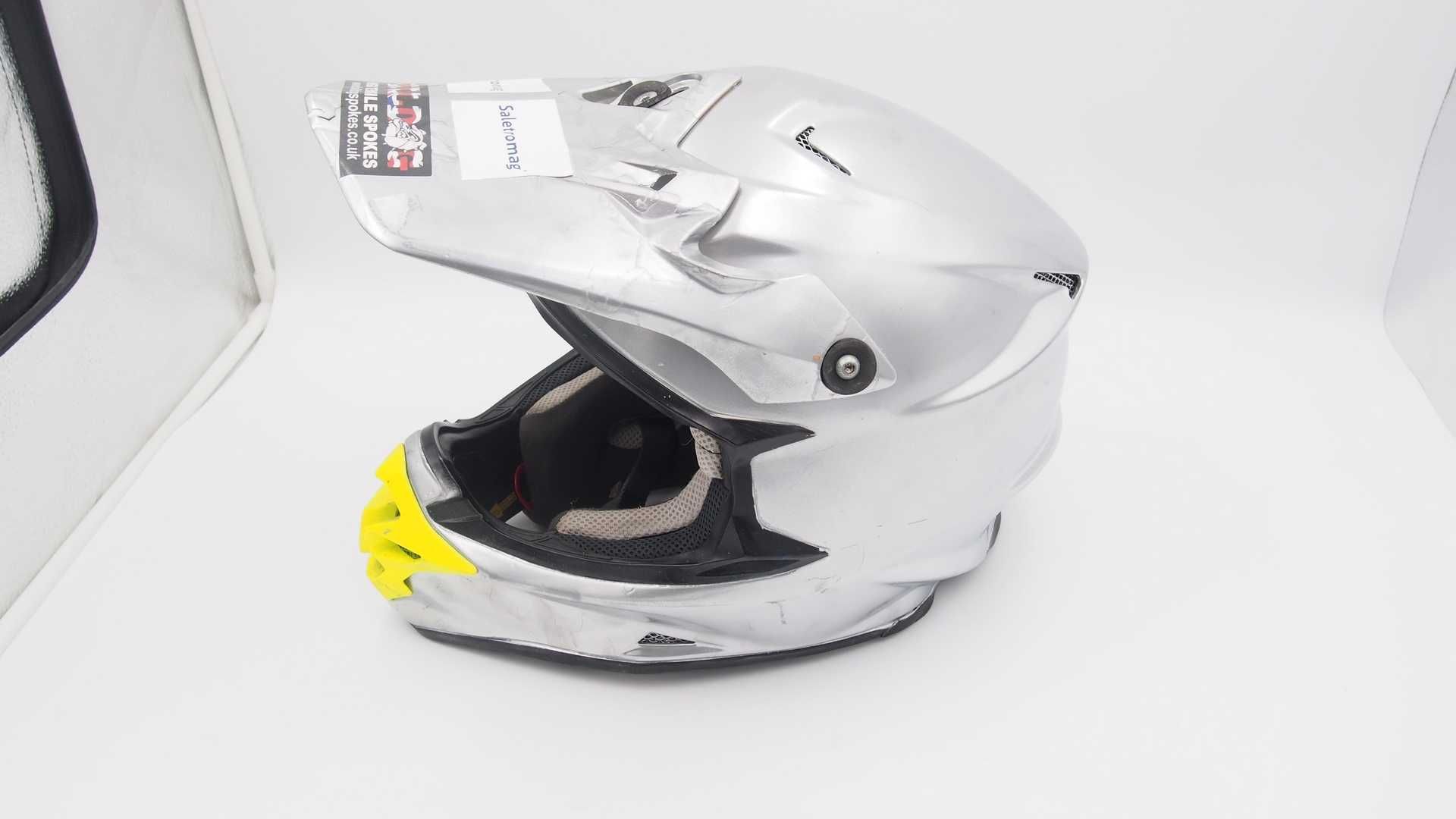 Kask Shoei VFX-W