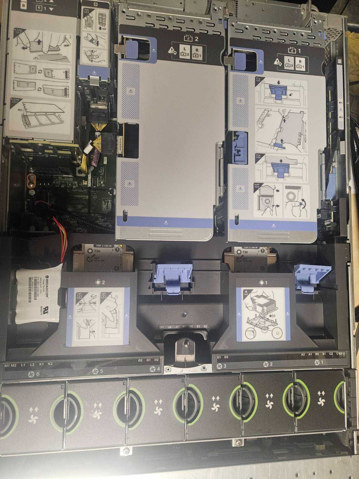 Сервер Cisco C240 M5 12LFF + 2SFF, 2 Xeon 5120 = 28ядер 56 потоків