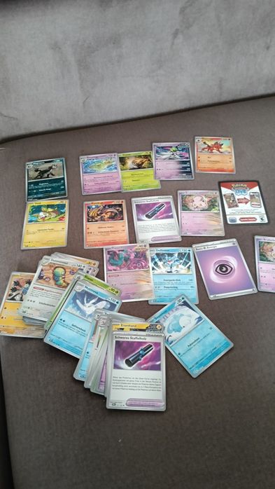 Karty kolekcjonerskie pokemon