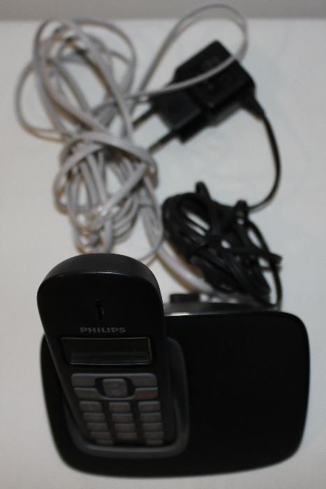 Telefone Philips Preto CD190