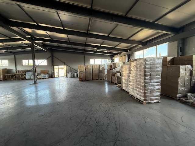 Здам в Оренду приміщення 720м.кв можливо з стелажами