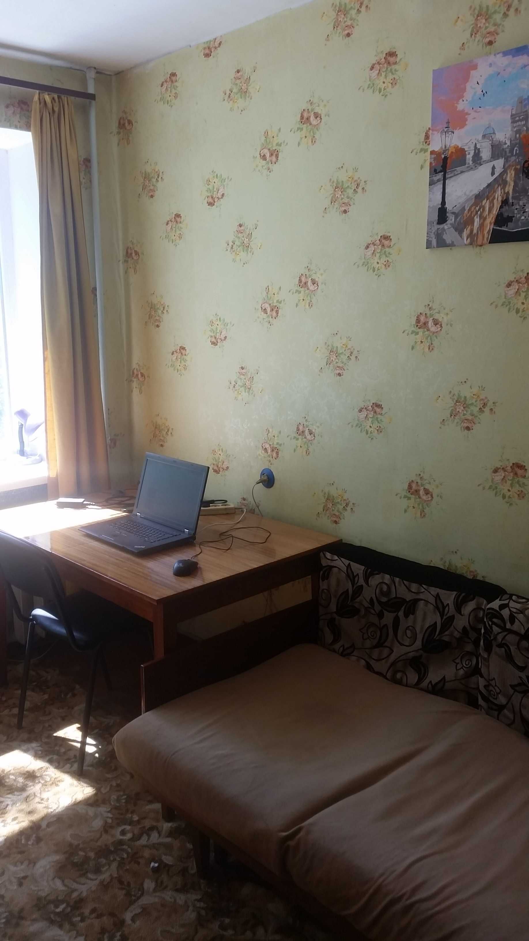 Продам квартиру . 2-х/комнатную