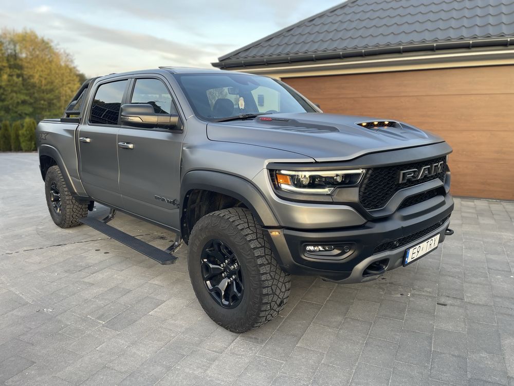 Ram TRX 6.2 702km LPG supercharger szary mat prawdziwy potwor full