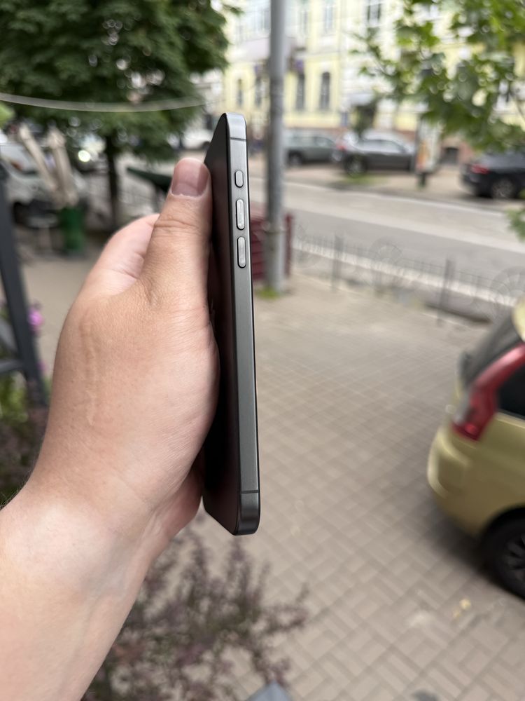 Ідеальний iPhone 15 Pro Max 256gb Black Titanium, 99% акумулятор