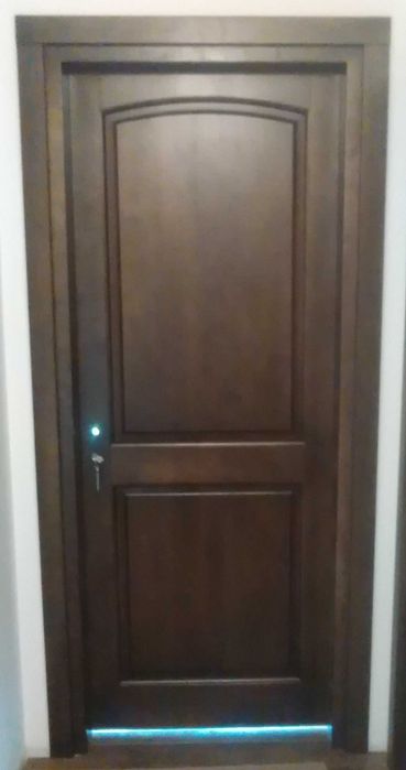 Drzwi dębowe, jesionowe, wewnętrzne i zewnętrzne