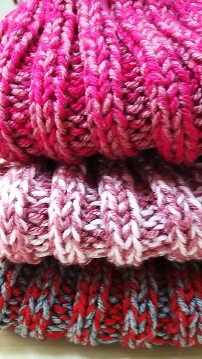 Gorros feitos à mão.