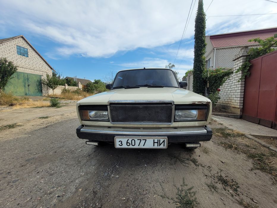 Ваз  2107 .. 1986рік