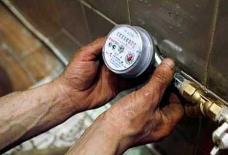 Услуги сантехника/Чистка и установка бойлера ремонт