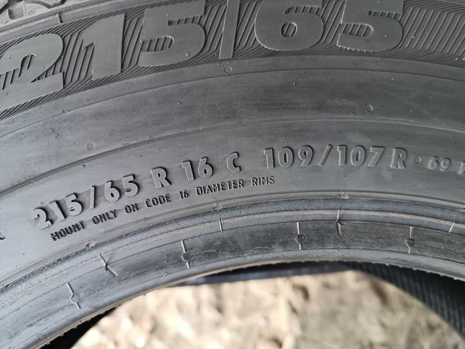Зимові шини 215/65 R16C Semperit van grip 2