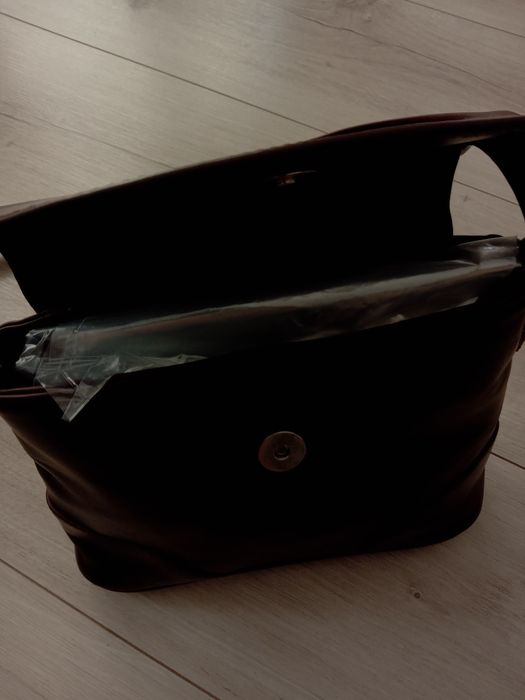 Torebka(listonoszka) skórzana