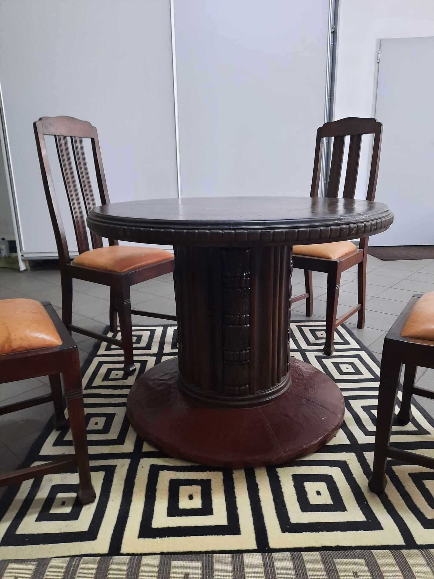 Stół antyk plus krzesła po renowacji