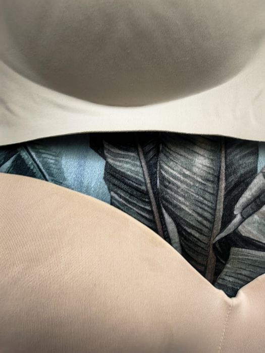 2 staniki do karmienia piersią Sinsay 85D i drugi XL