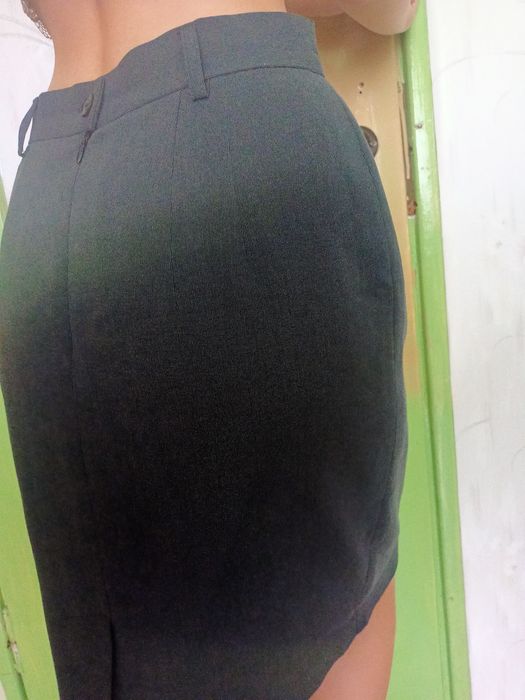 Grafitowa spódnica z podszewką rozm. M