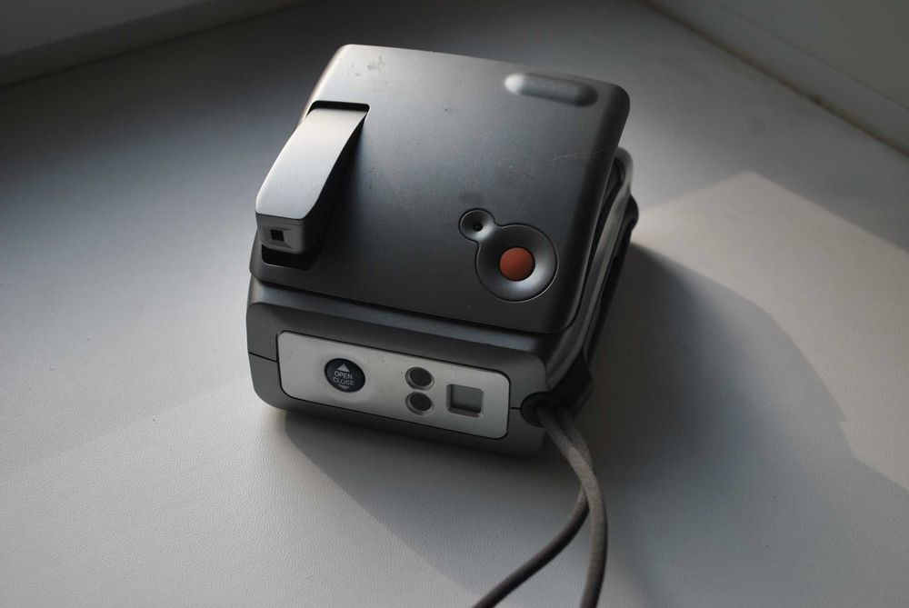 Polaroid One под 600 картридж