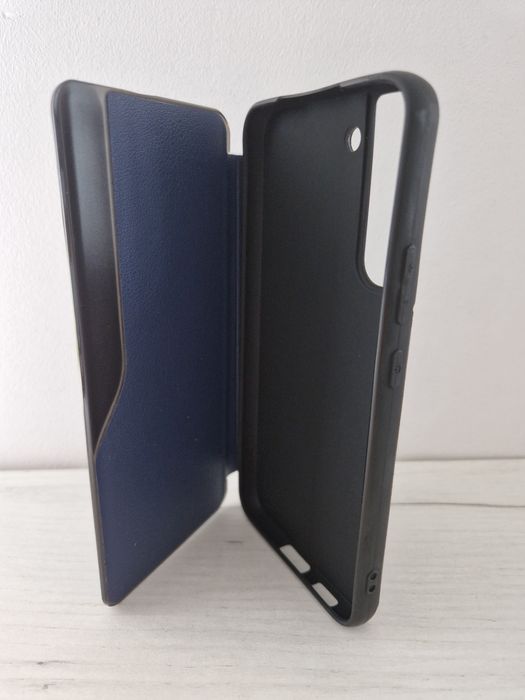 Kabura Smart View do Samsung Galaxy S22 Plus granatowa