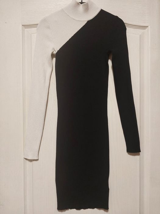 Платье утеплённое под горло,коктейль и другое