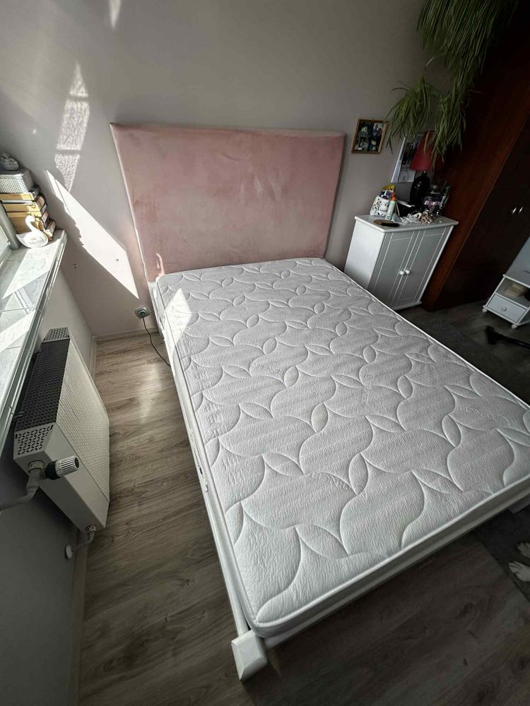 Łóżko 140x200 z materacem Hilding Salsa i stelażem elektrycznym