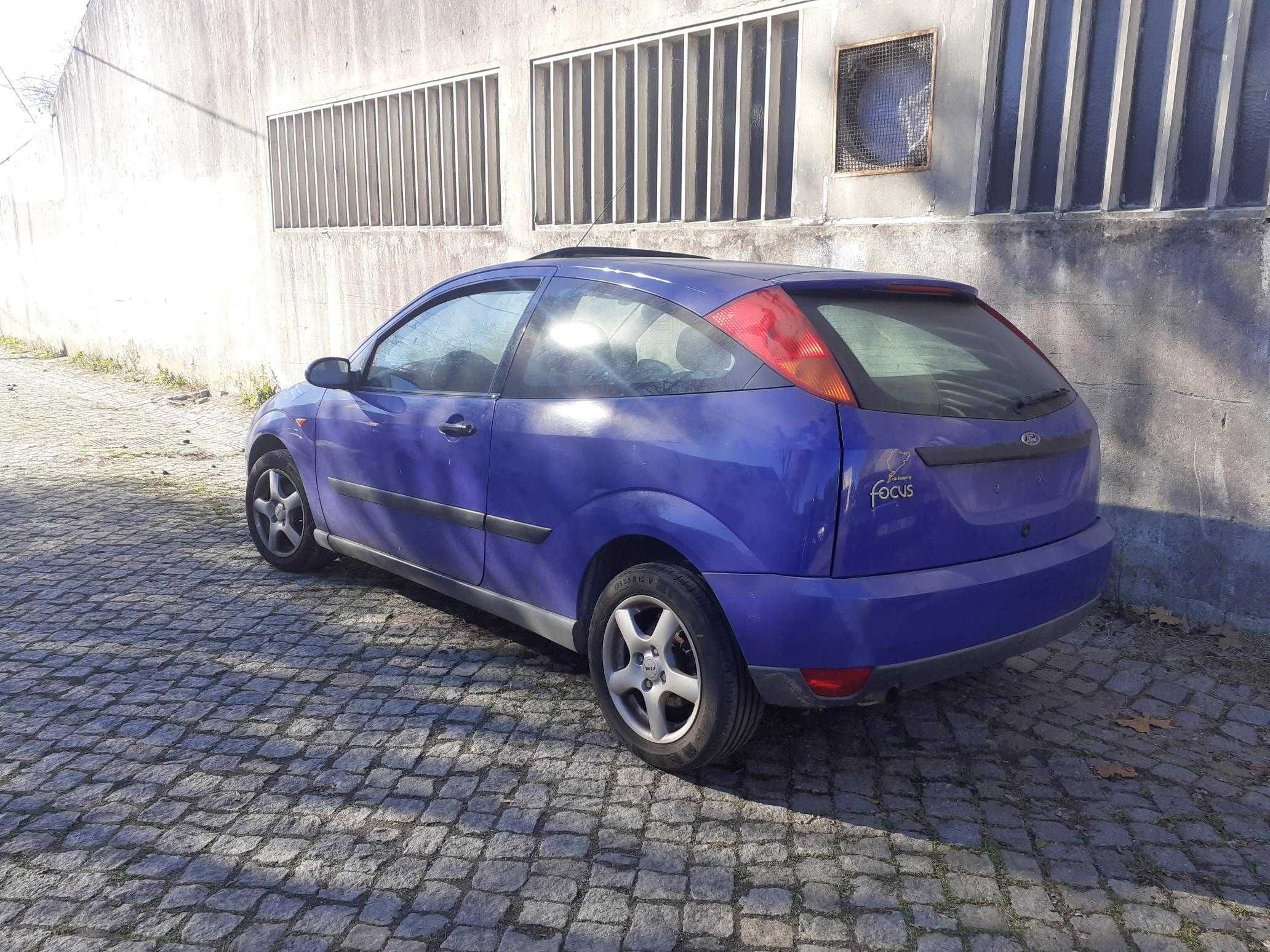 Ford Focus 1.6cc gasolina de 1999 3 portas